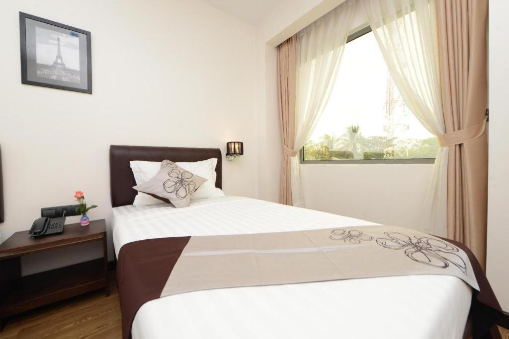 Hotel Lexus Yangon Luaran gambar