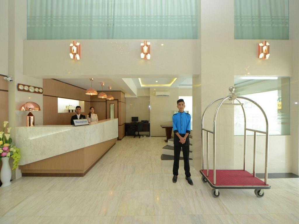 Hotel Lexus Yangon Luaran gambar