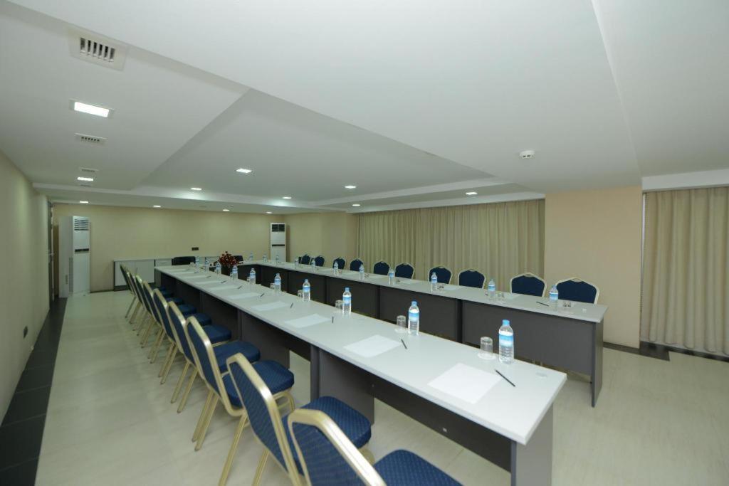 Hotel Lexus Yangon Luaran gambar