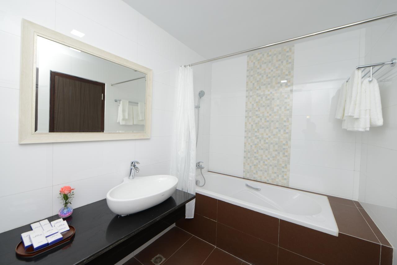 Hotel Lexus Yangon Luaran gambar