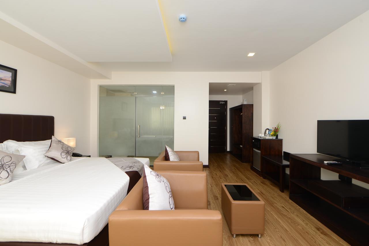 Hotel Lexus Yangon Luaran gambar