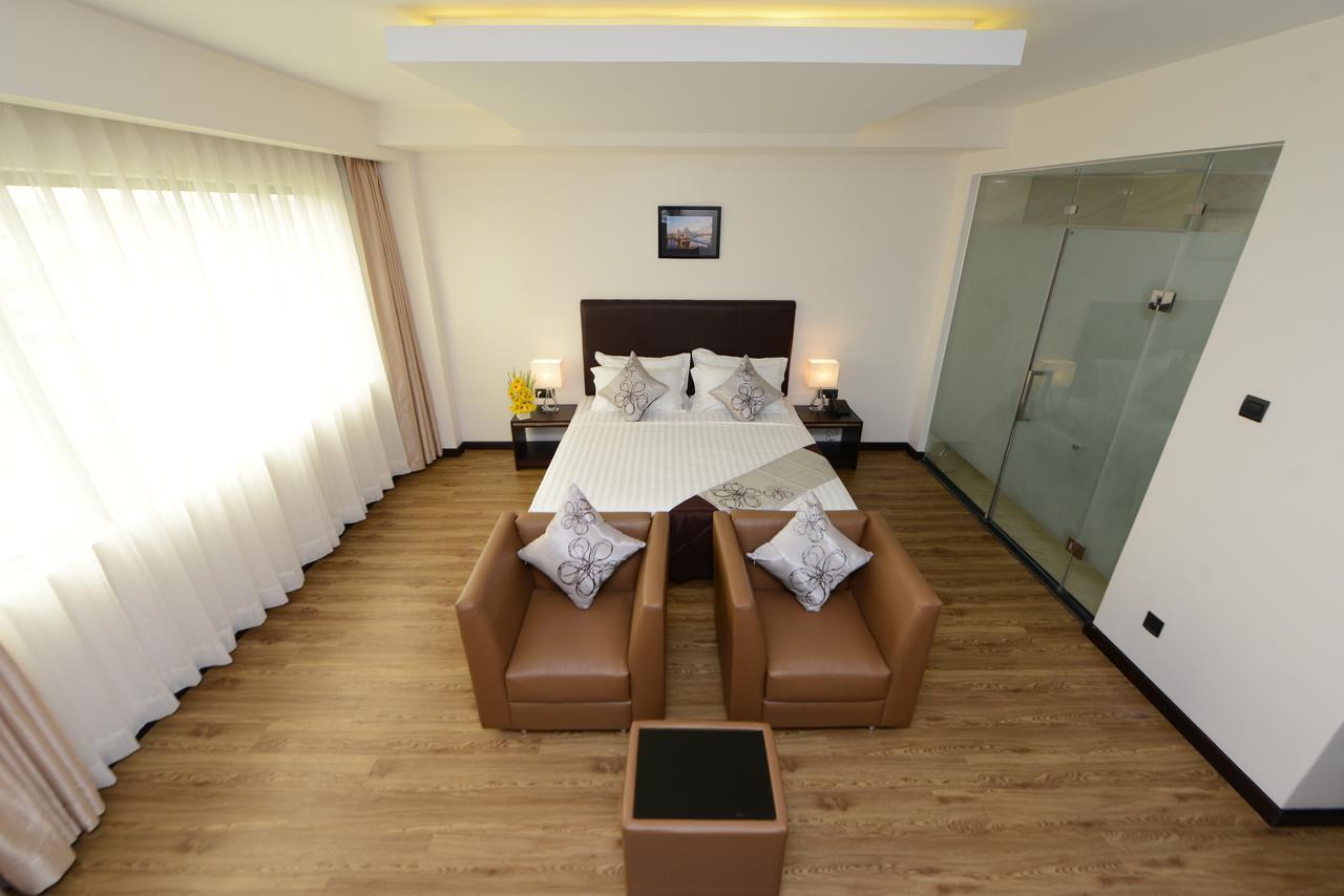 Hotel Lexus Yangon Luaran gambar