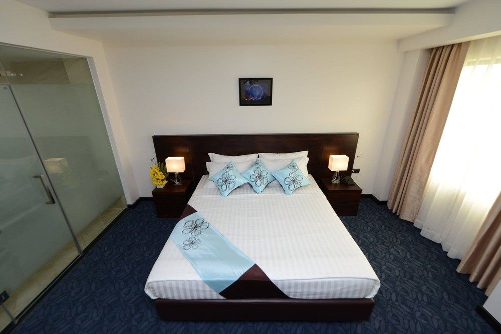 Hotel Lexus Yangon Luaran gambar