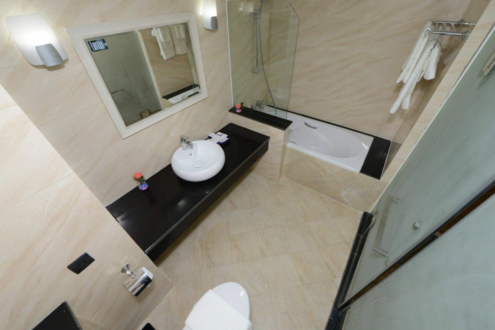 Hotel Lexus Yangon Luaran gambar